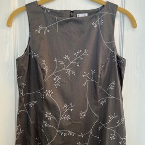 Loft Stretch Gray Sheath Princess Seam Back Zip Dress Sz 2